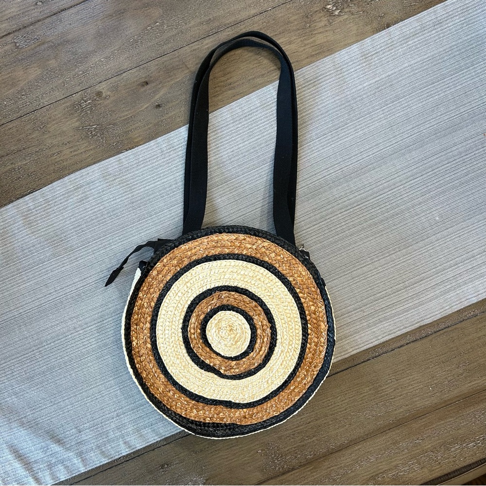 Brand New Handmade Woven Straw Circle Bag – Boho Spiral Design
